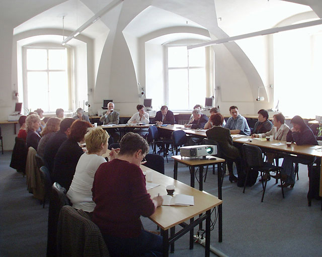 Setkání spoluřešitelů projektu LI200028 - 23. 4. 2003 - 1